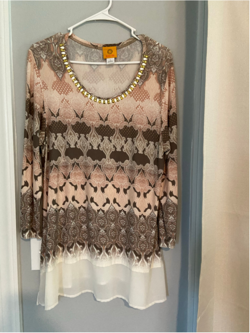 Beautiful Ruby Rd. blouse